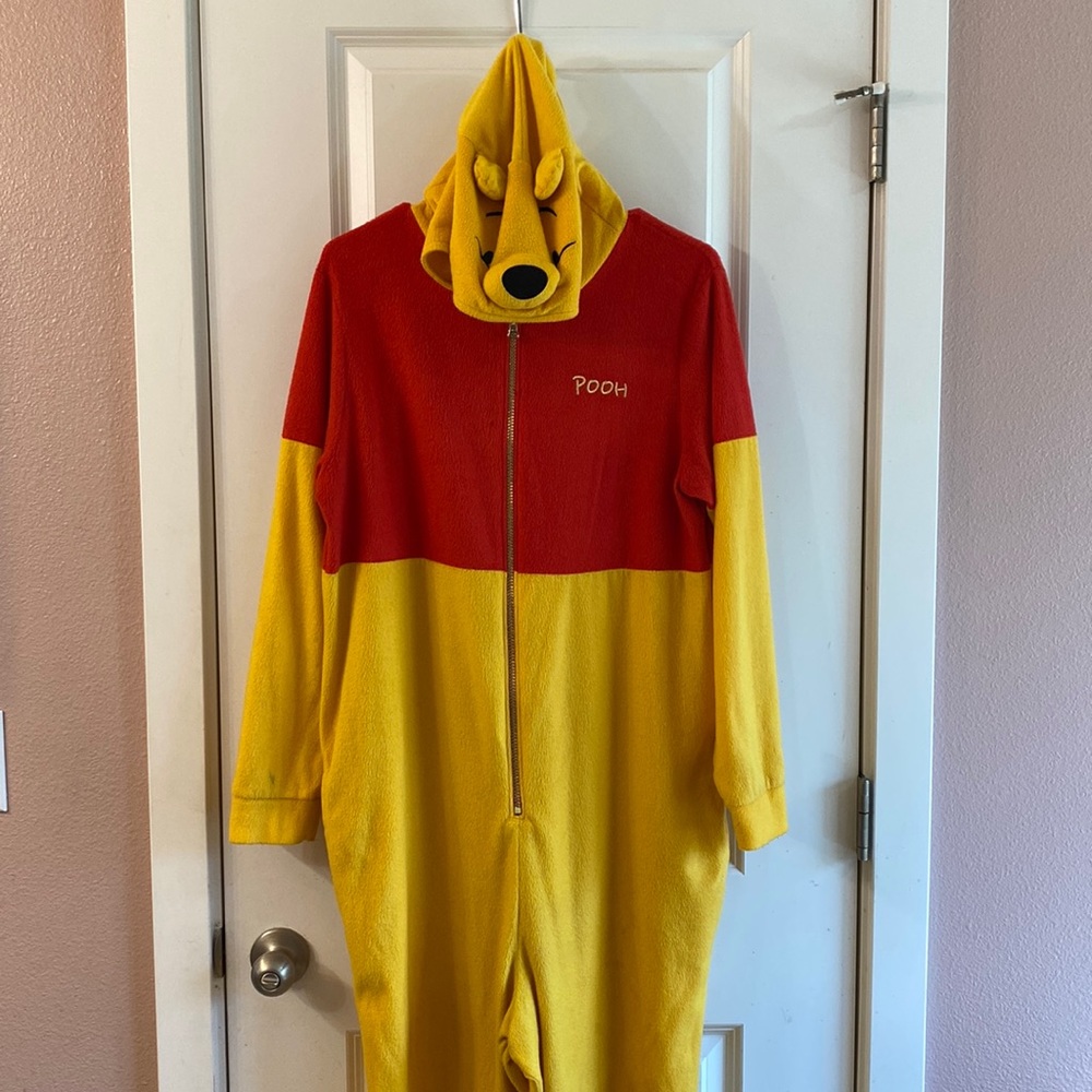 Pooh Onsie Hooded with pockets XL